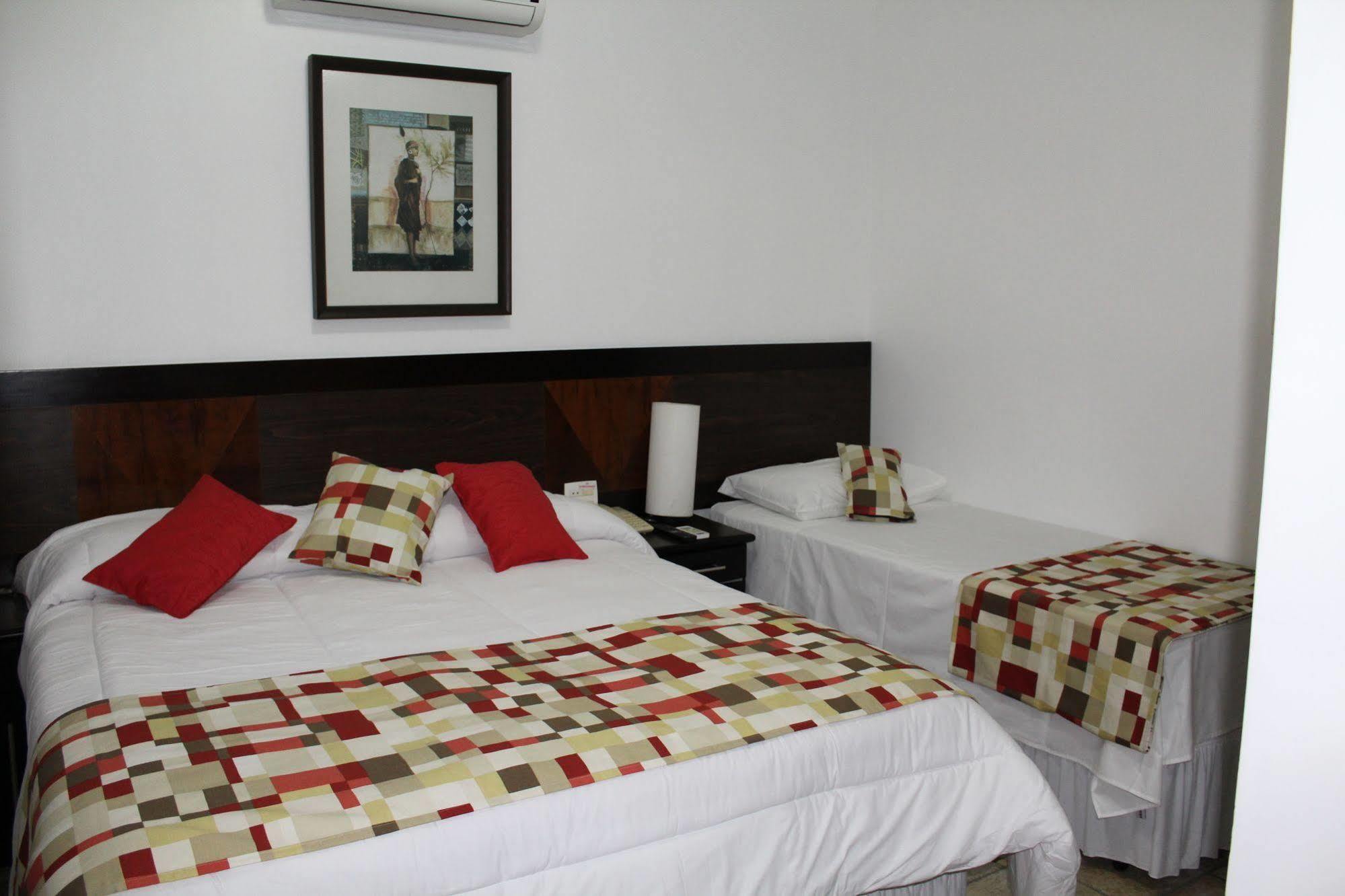 Hotel Dom Henrique Timóteo 외부 사진