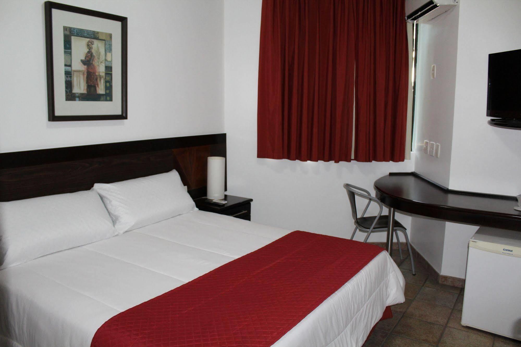 Hotel Dom Henrique Timóteo 외부 사진